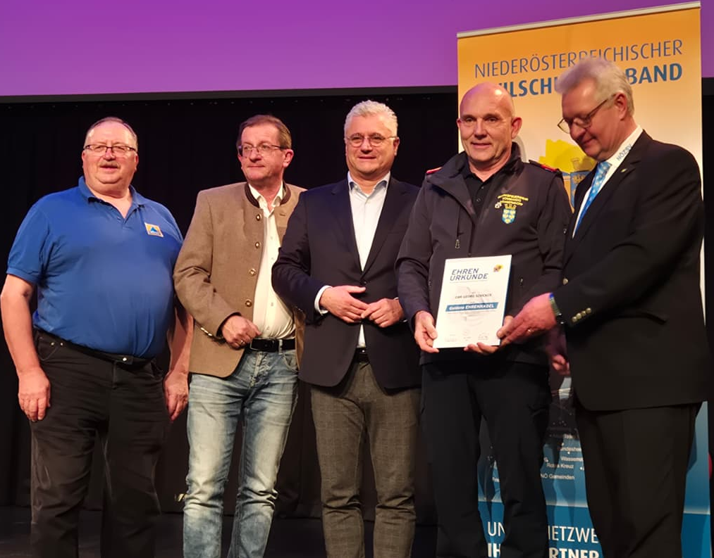 20251109 Ehrung Georg Schicker